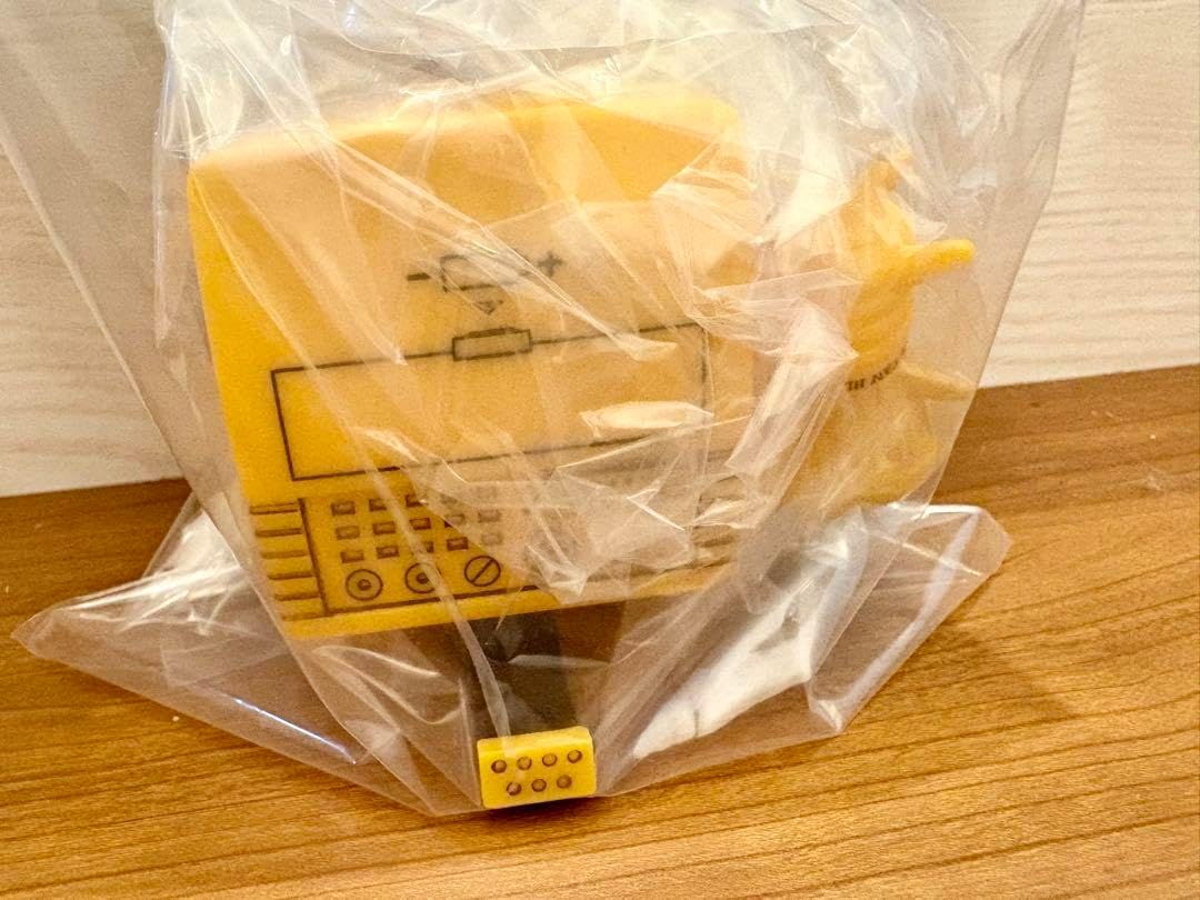 バケタンブログ バケタン2号 レトロイエロー ソフビ バケタンブログ